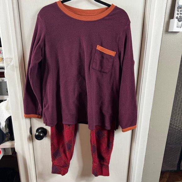 Cuddl duds plaid burgundy 2 piece fleece cozy pajama set.  Size PL - Picture 1 of 10